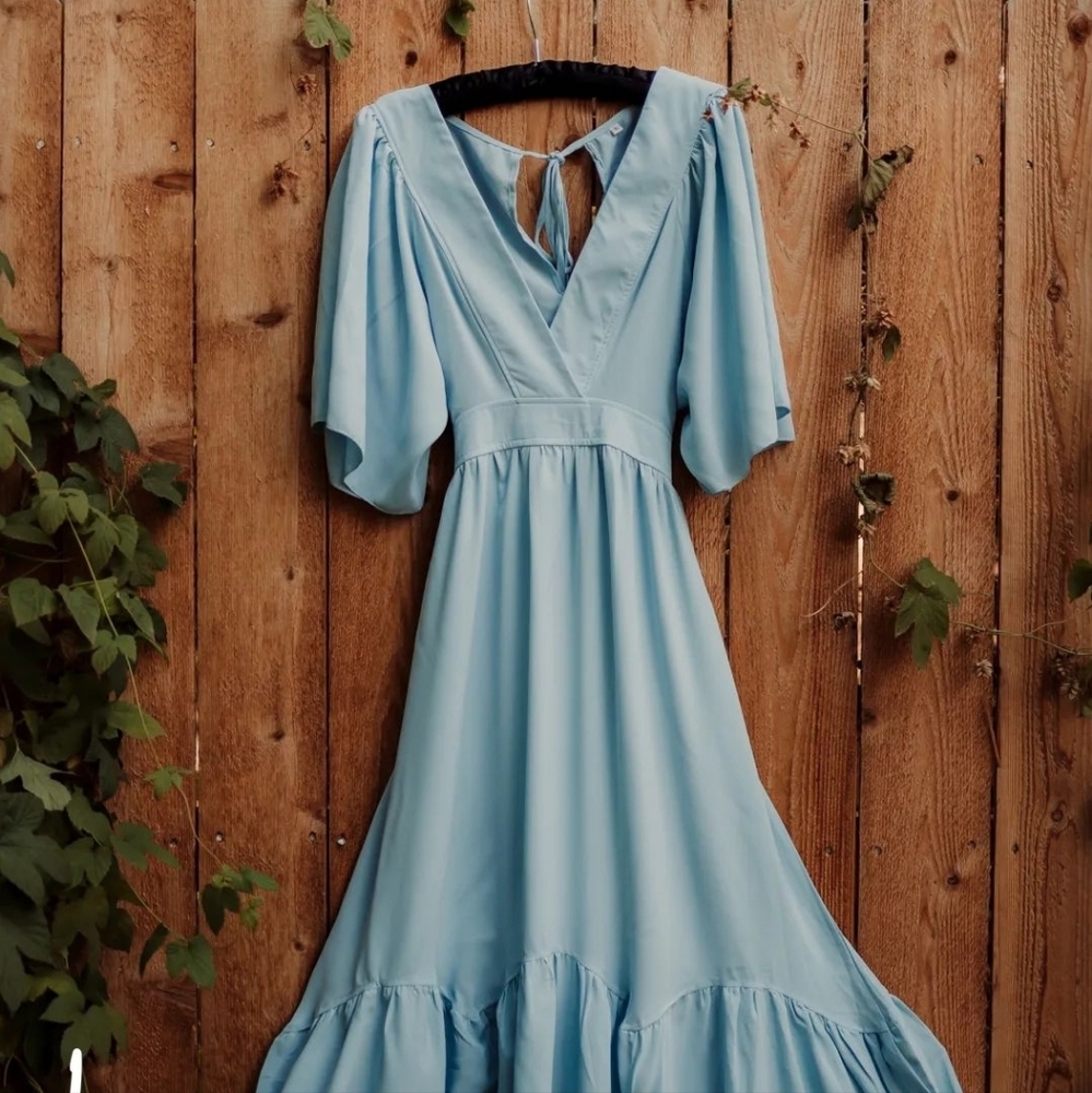 Deep-V neck ruffle maxi dress